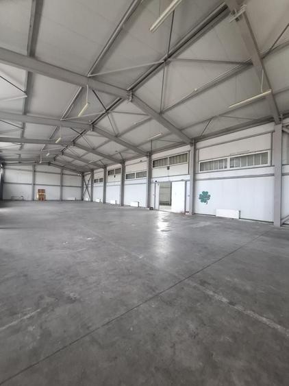 Spațiu industrial, de 3,000 mp, în Central