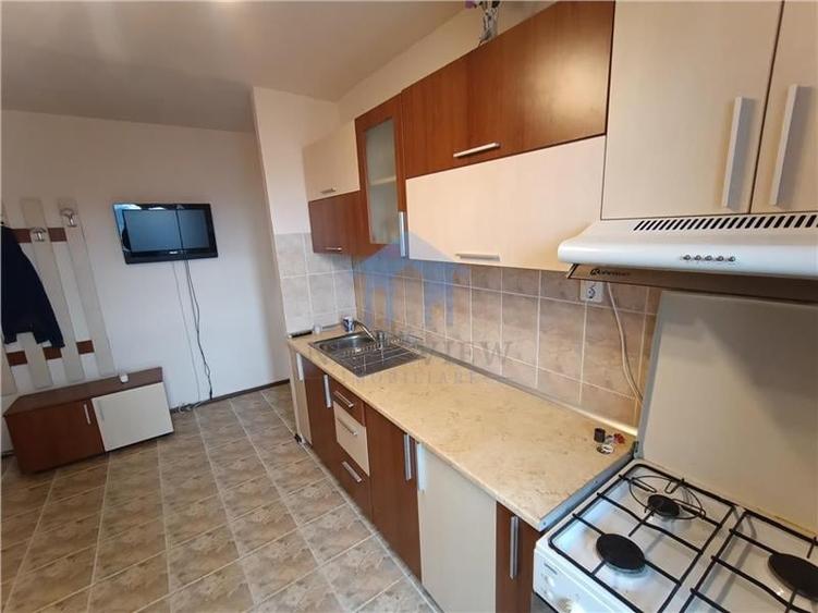Apartament cu 2 camere decomandat în Zorilor