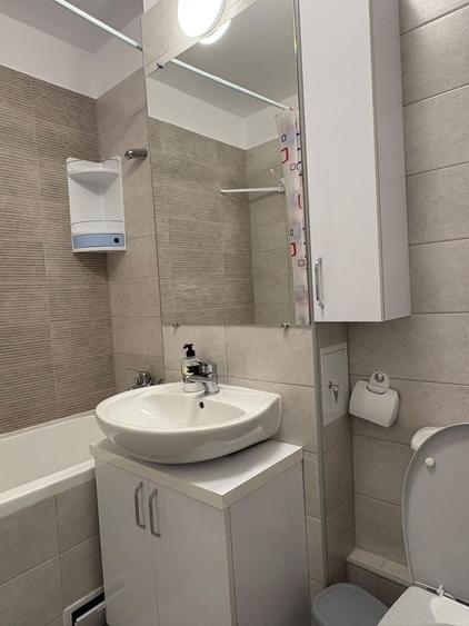 Apartament cu 2 camere decomandat în Cățelu
