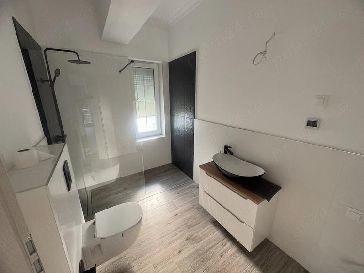 Casă cu 3 camere cu Teren 450 Mp în Balotești
