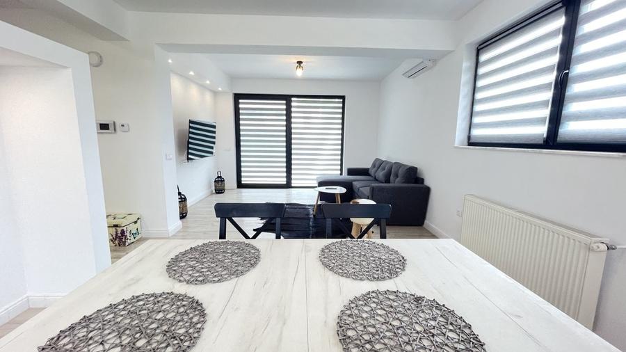 Casă individuală cu 5 camere cu Teren 600 Mp în Corbeanca