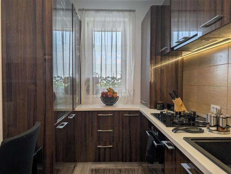 Apartament cu 3 camere decomandat, mobilat în Giroc