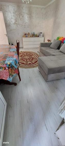 Apartament cu 3 camere în Unirii Sud
