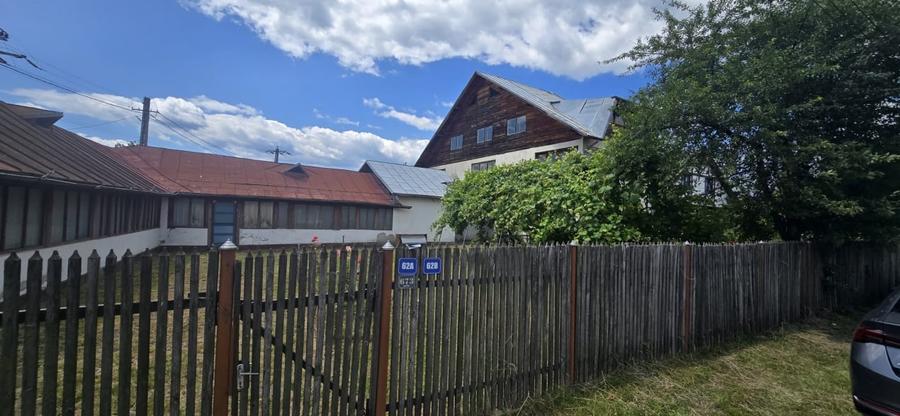 Teren Construcții intravilan de 2232 mp, în Brebu Megieșesc