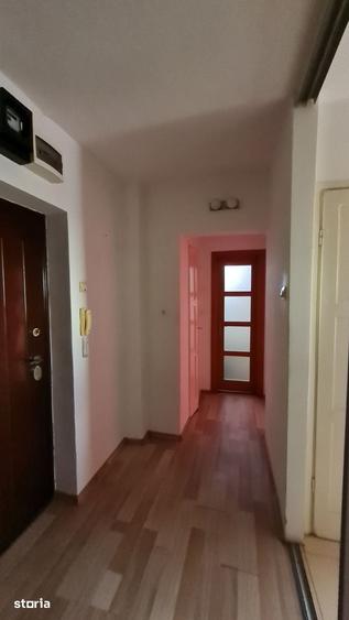 Apartament cu 2 camere decomandat în Sud