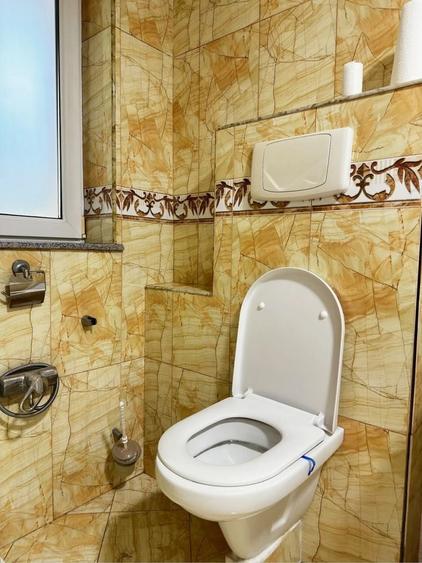Casă cu 4 camere cu Teren 1196 Mp în Central