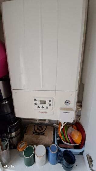 Apartament cu 3 camere în Republicii