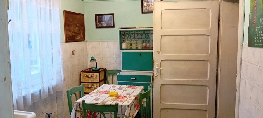 Apartament cu 2 camere decomandat în Topleț