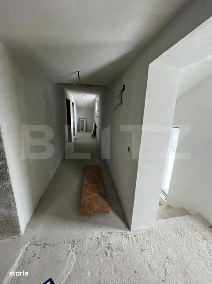 Casă cu 4 camere în După Deal