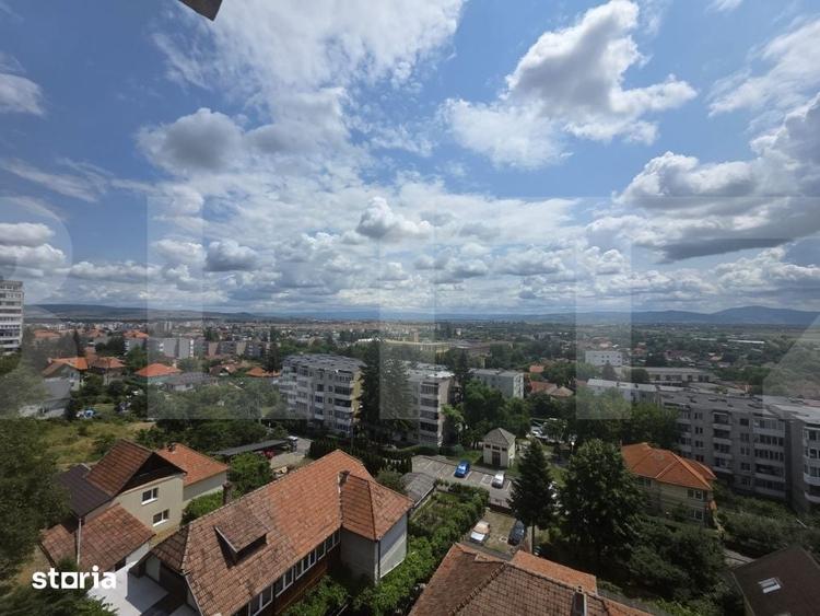 Apartament cu 2 camere semidecomandat în Simeria
