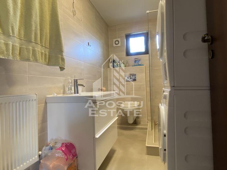 Casă individuală cu 6 camere cu Piscina în Jebel