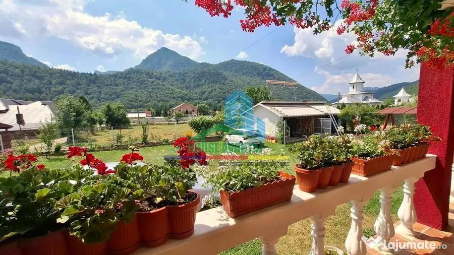 Casă cu 4 camere cu Teren 677 Mp în Lepșa