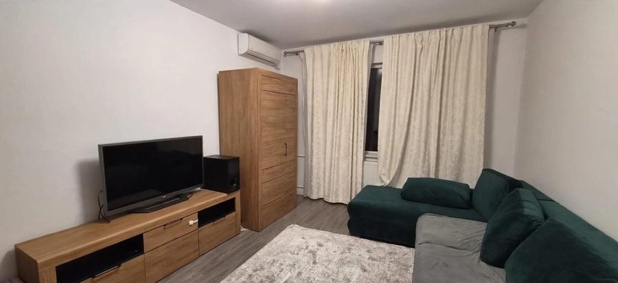 Apartament cu 3 camere decomandat în Dristor