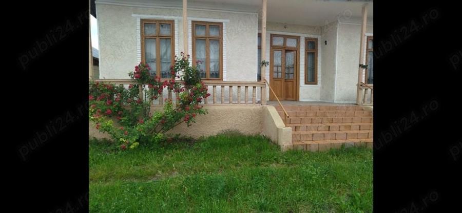 Casă cu 4 camere în Plopana
