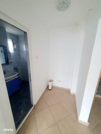Spațiu comercial, de 41 mp, în Micro 39