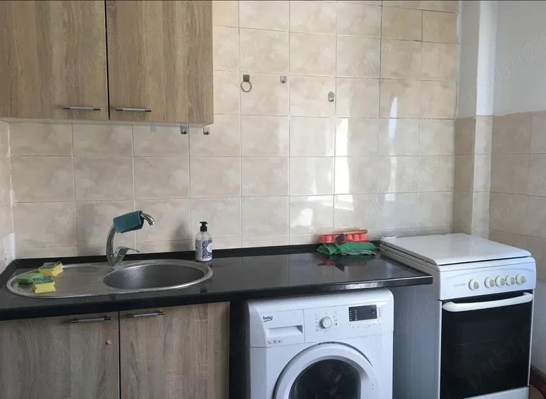 Apartament cu 2 camere semidecomandat în Iancului