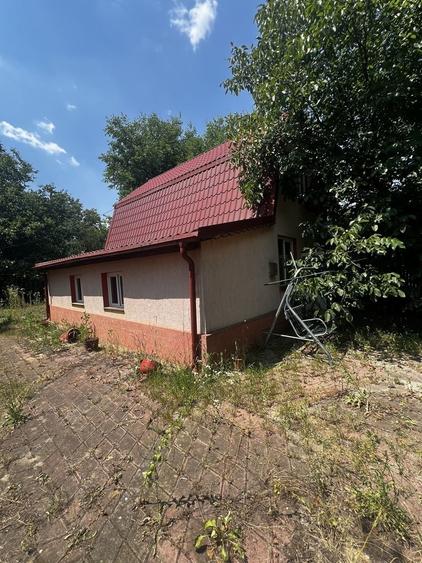 Casă cu 4 camere în Lipia