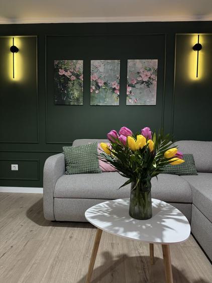 Apartament cu 3 camere semidecomandat în Central