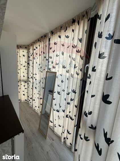 Apartament cu 3 camere, mobilat în Craiovița Nouă