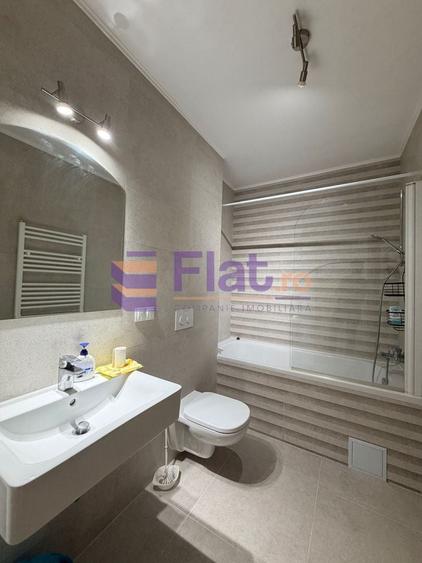 Apartament cu 2 camere decomandat în Tractorul