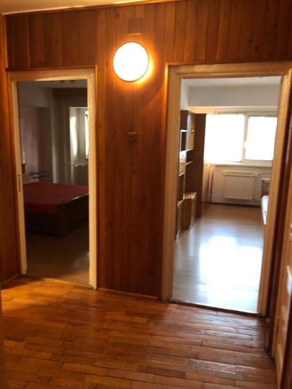 Apartament cu 3 camere decomandat în Complex Studențesc