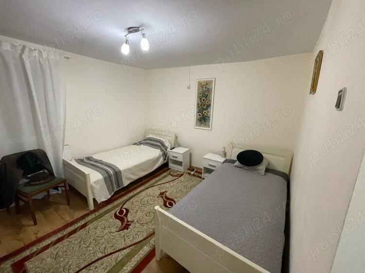 Casă cu 3 camere cu Teren 1500 Mp în Central