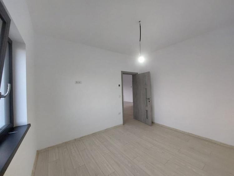 Casă individuală cu 3 camere cu Teren 276 Mp în Hemeiuș