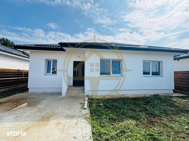 Casă cu 4 camere cu Teren 280 Mp în Crevedia