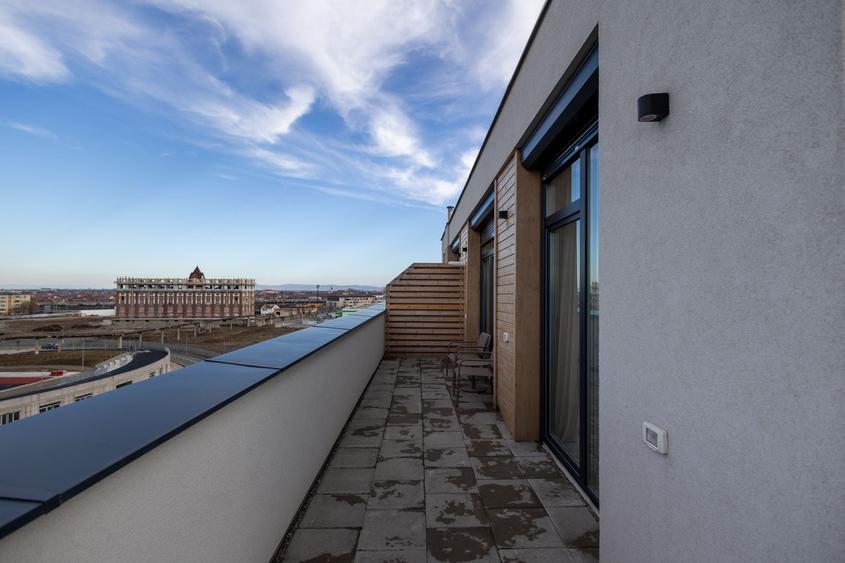 Apartament cu 2 camere nedecomandat în UTA