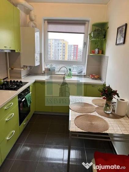 Apartament cu 2 camere decomandat, mobilat în Avantgarden