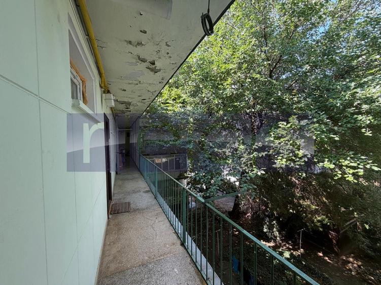 Apartament cu 2 camere decomandat în Primăverii