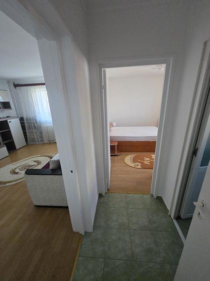 Apartament cu 2 camere semidecomandat în Vest