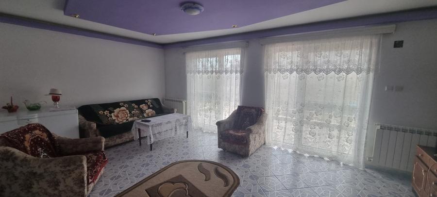 Casă individuală cu 5 camere cu Teren 1140 Mp în Periferie