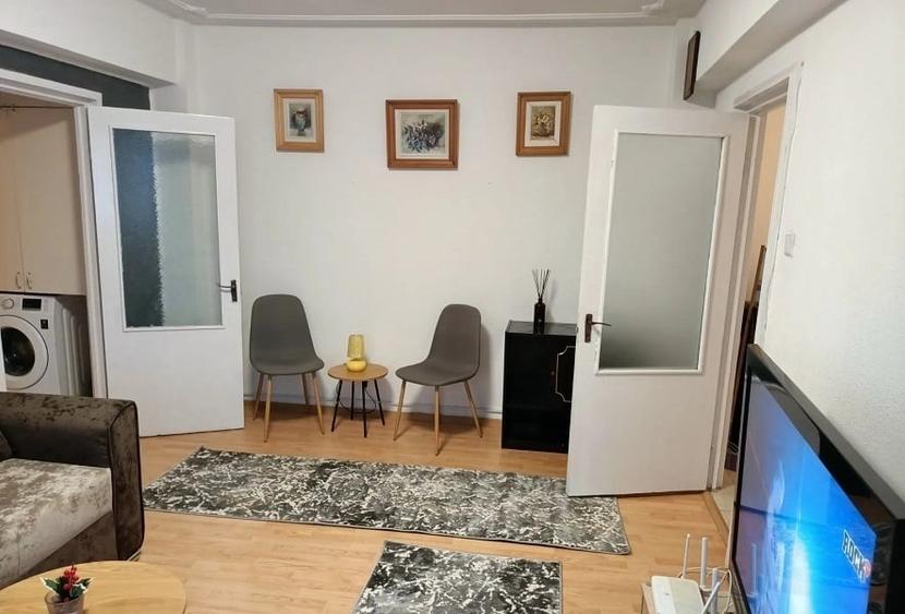 Apartament cu 2 camere semidecomandat în Tătărași