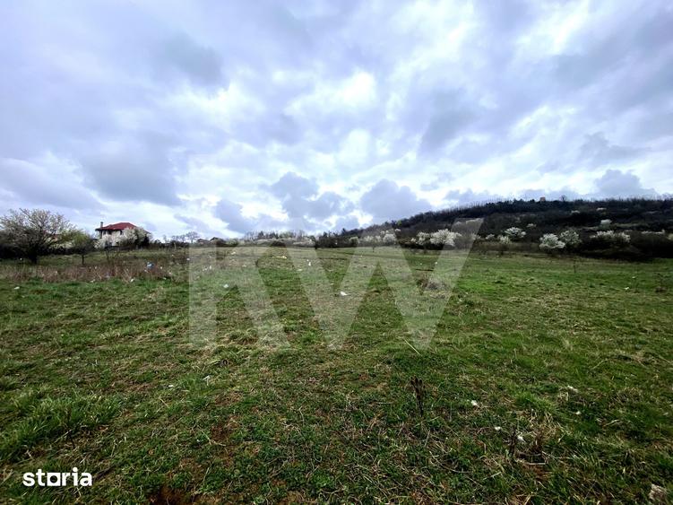 Teren de 587 mp, în Gușterița