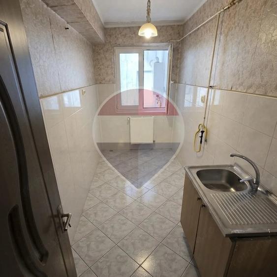 Apartament cu 3 camere decomandat în Nord