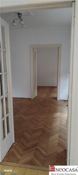 Casă cu 4 camere cu Teren 204 Mp în Floreasca
