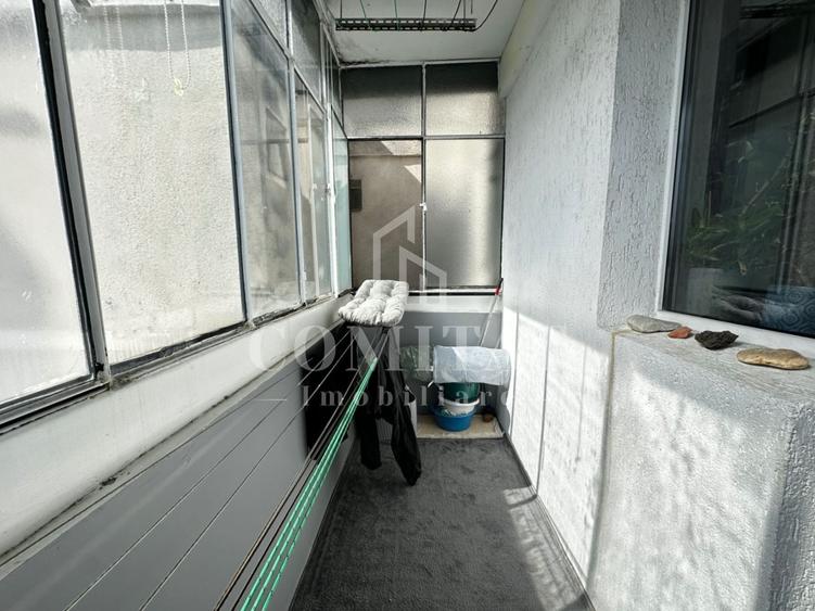 Apartament cu 4 camere decomandat, mobilat în Mărăști