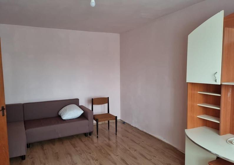 Apartament cu 2 camere decomandat în Drumul Taberei