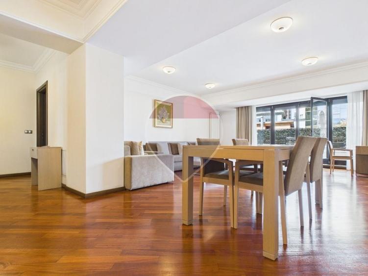 Apartament cu 2 camere decomandat, mobilat în P-ța Romană