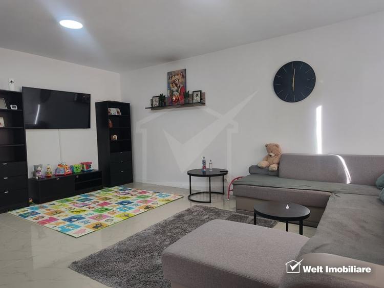 Casă individuală cu 6 camere cu Canalizare în Apahida