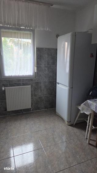 Apartament cu 2 camere decomandat în Astra