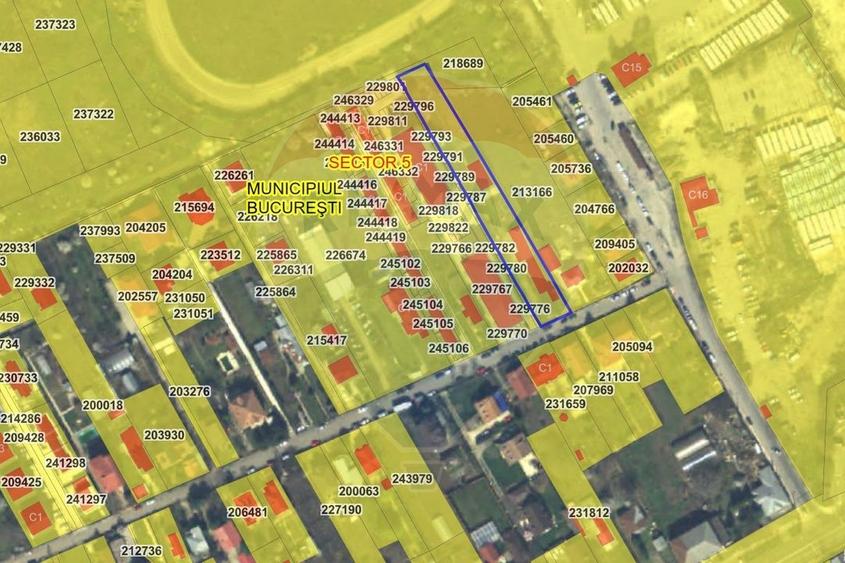 Casă individuală cu 5 camere cu Teren 2436 Mp în Alexandriei