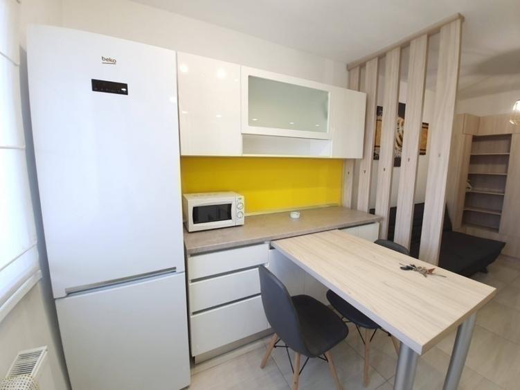 Apartament cu 2 camere decomandat, mobilat în Târgu Cucu