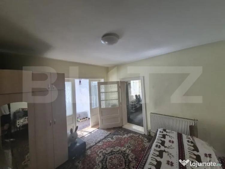 Casă cu 3 camere cu Teren 677 Mp în Central