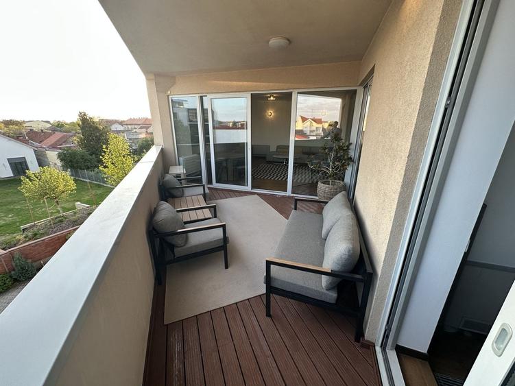 Apartament cu 3 camere decomandat, mobilat în Elisabetin