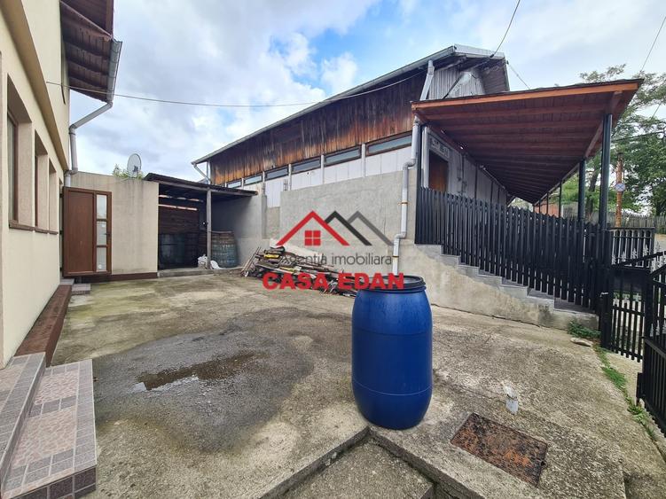 Casă individuală cu 4 camere cu Teren 437 Mp în Șotrile