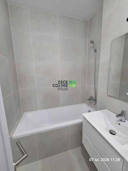 Apartament cu 2 camere nedecomandat în Baza 3