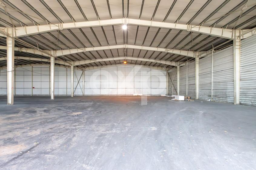 Spațiu industrial, de 4,400 mp, în Mărgineni