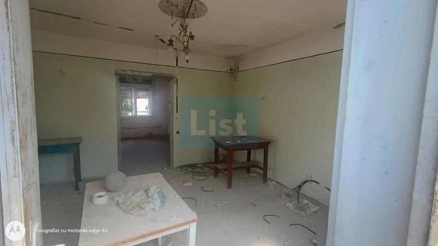 Casă cu 5 camere cu Teren 700 Mp în Gării